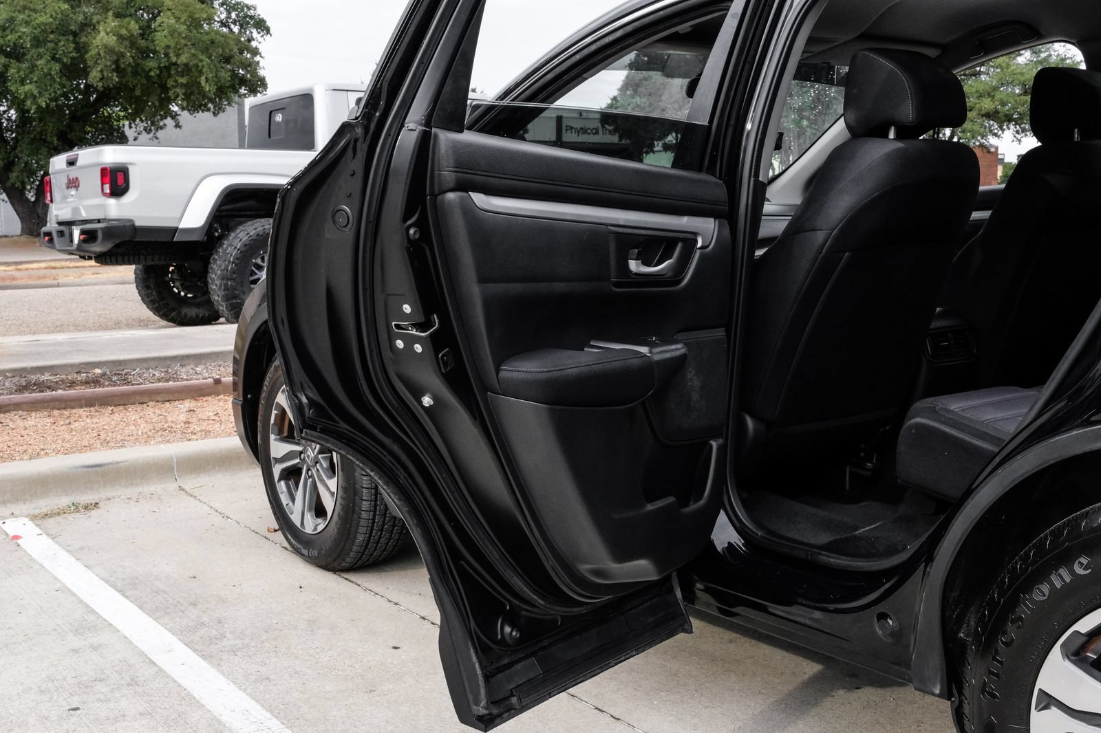Used 2019 Honda CR-V LX image 42