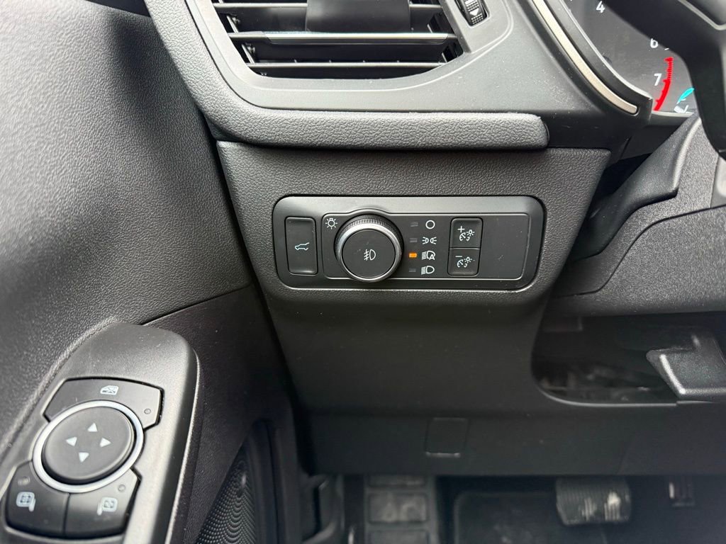 Used 2022 Ford Escape SEL image 14