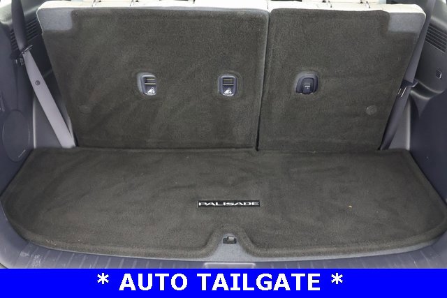 Used 2023 Hyundai Palisade Limited w/ Cargo Package image 23