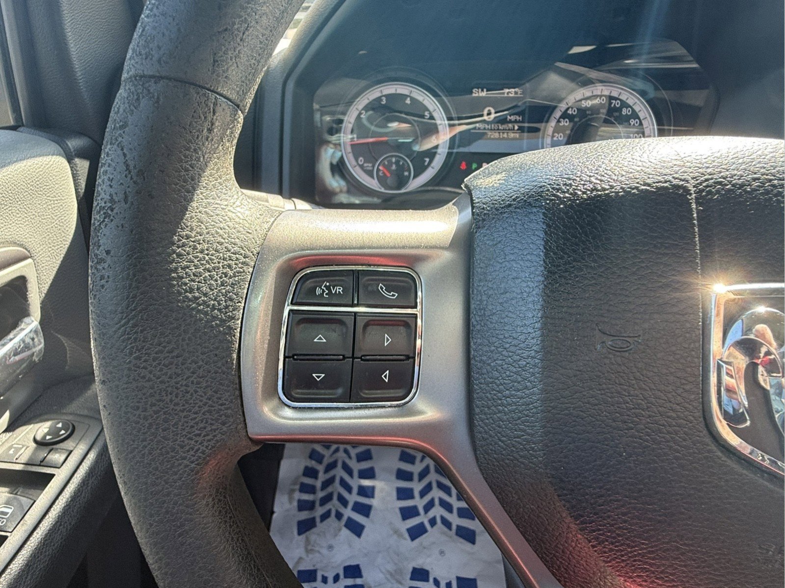 Used 2022 RAM 1500 Classic SLT RWD image 19