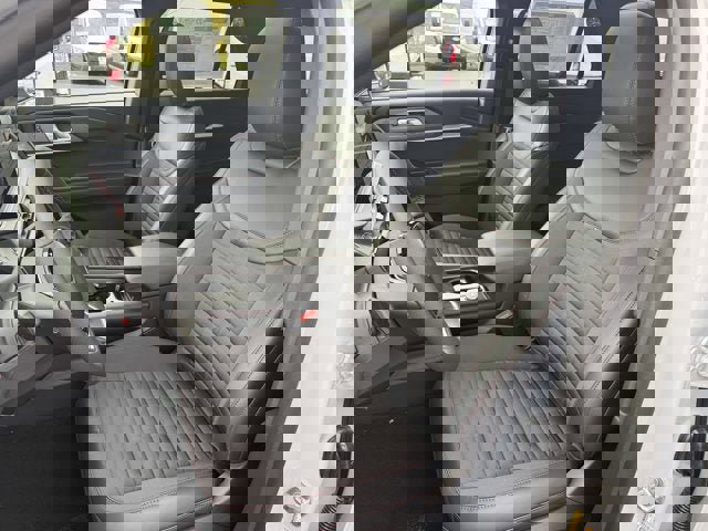 New 2026 Ford Explorer ST-Line image 9