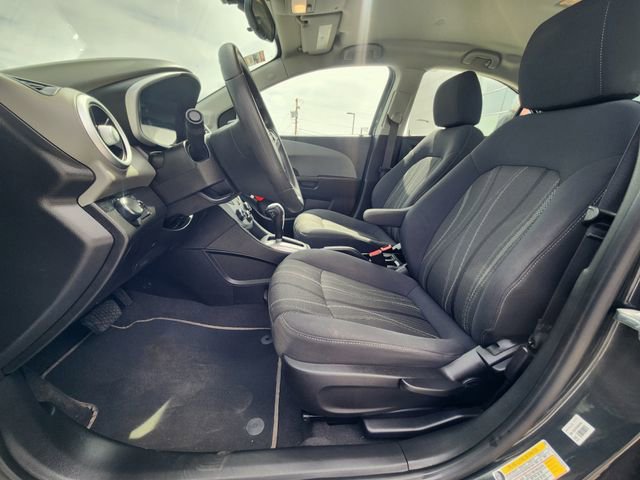 Used 2019 Chevrolet Sonic LT FWD image 10