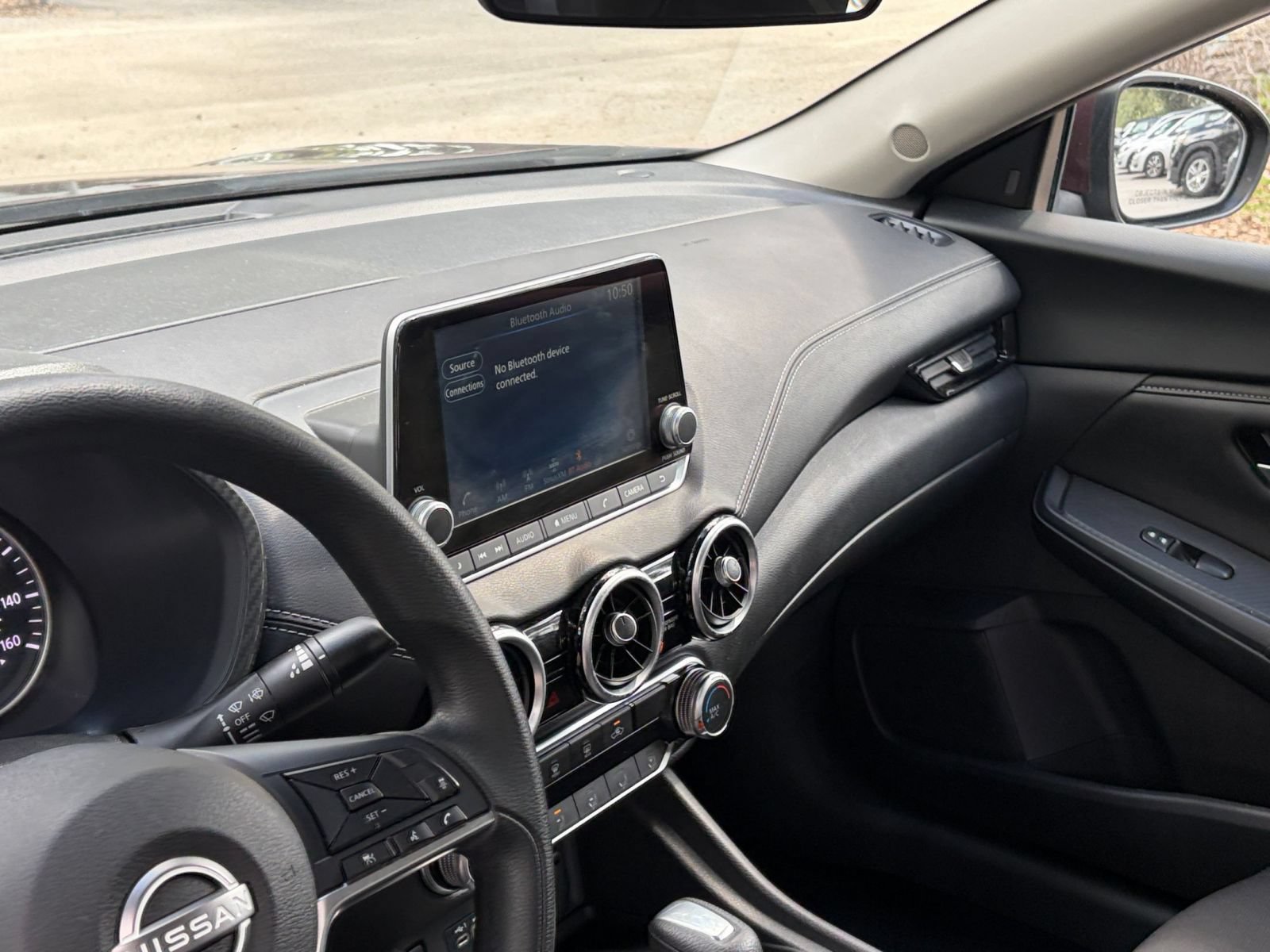 Used 2025 Nissan Sentra SV FWD image 33