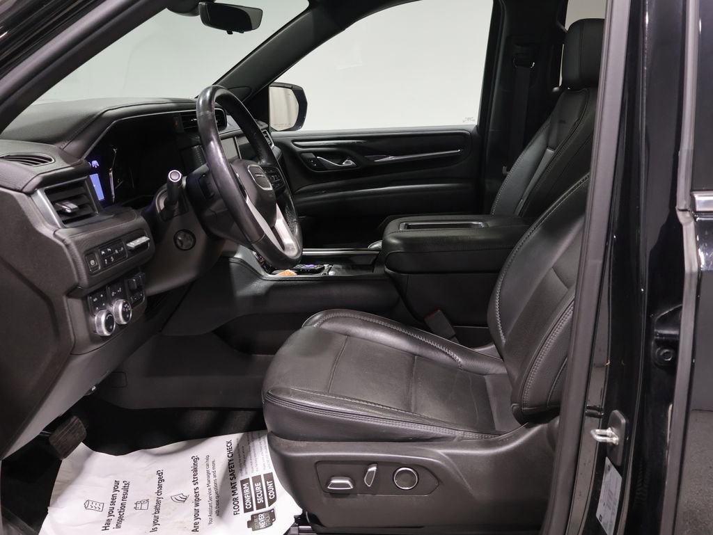 Used 2021 GMC Yukon XL Denali w/ Denali Ultimate Package image 11