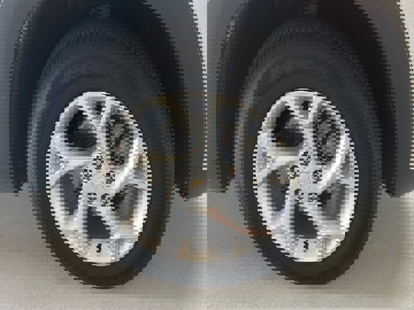 Used 2025 Chevrolet Trax LS w/ LS Convenience Package image 23