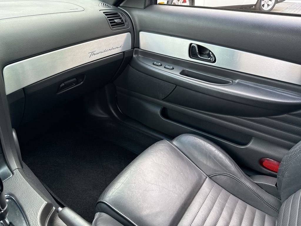 Used 2002 Ford Thunderbird RWD image 33