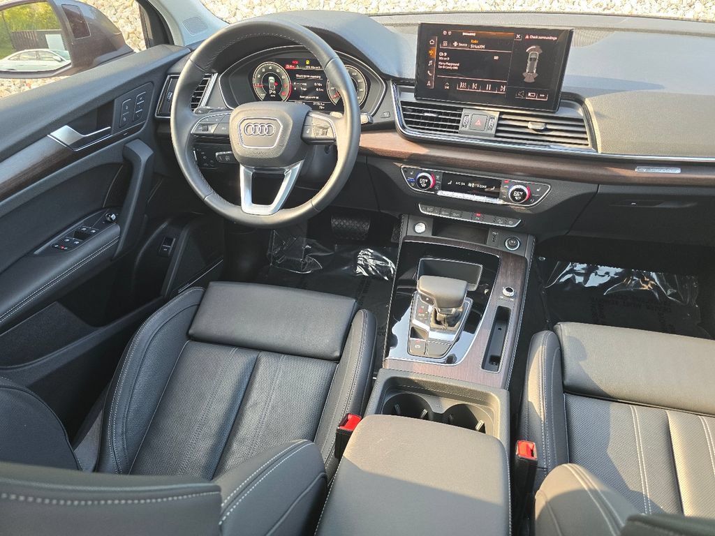 Certified 2023 Audi Q5 2.0T Premium Plus w/ Premium Plus Package AWD/4WD image 17