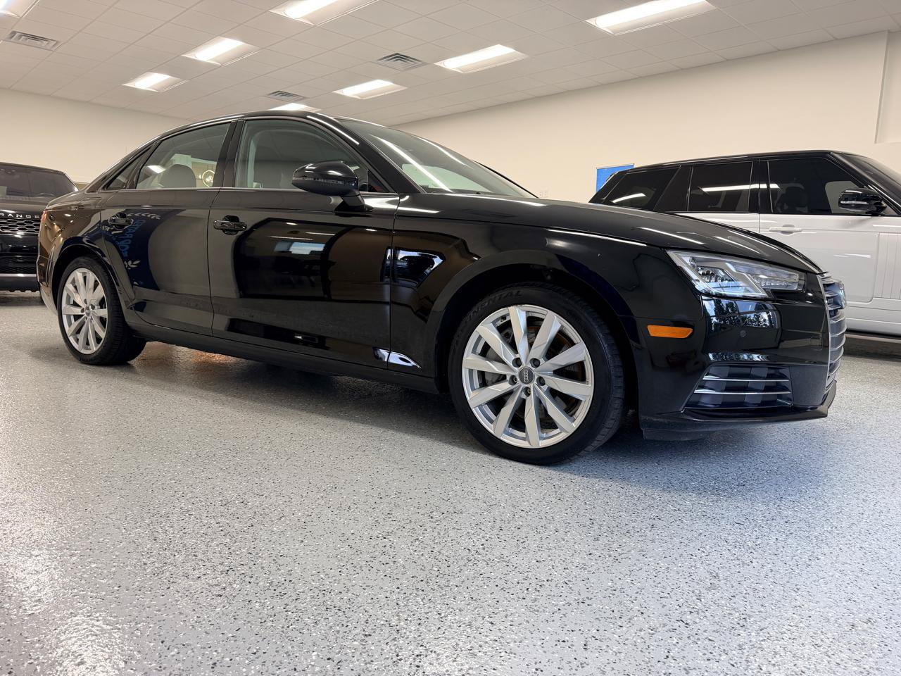 Used 2017 Audi A4 2.0T Premium w/ Audi MMI Navigation Plus AWD/4WD image 10