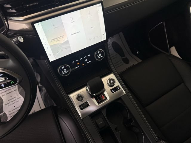 New 2026 Jaguar F-PACE R-Dynamic S AWD/4WD image 39