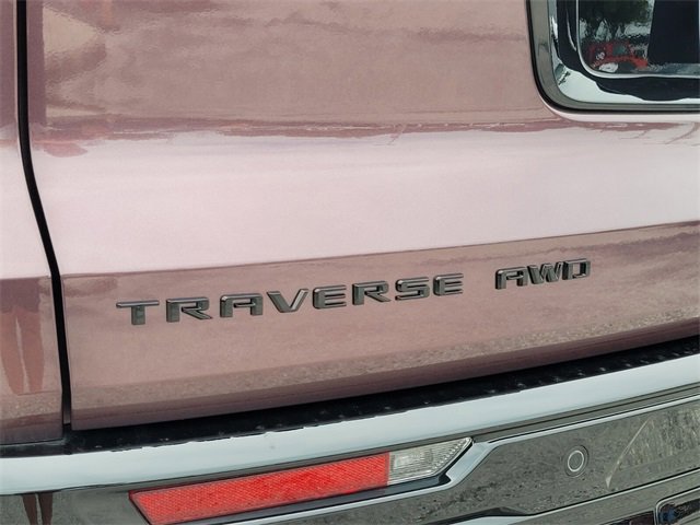 Used 2025 Chevrolet Traverse RS w/ LPO, Floor Liner Package image 13