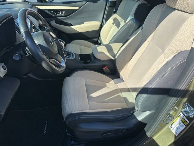 Used 2022 Subaru Outback Premium image 10