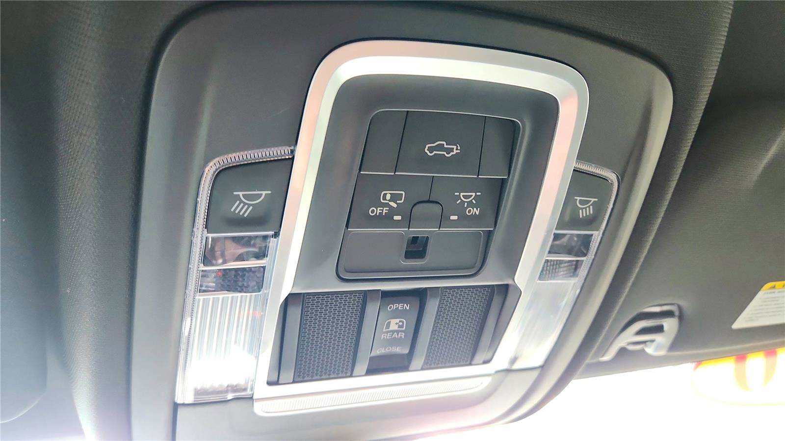 Used 2020 RAM 2500 Laramie image 35