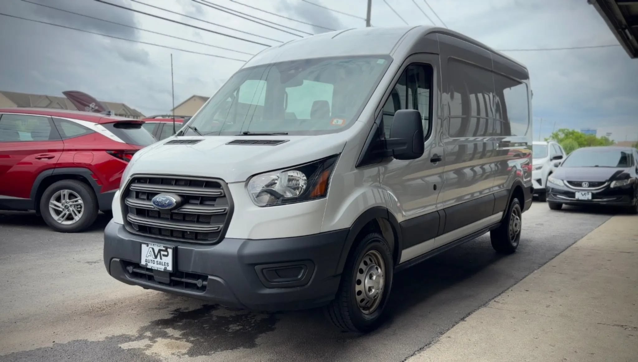 Used 2020 Ford Transit 250 Medium Roof AWD w/ Load Area Protection Package image 5