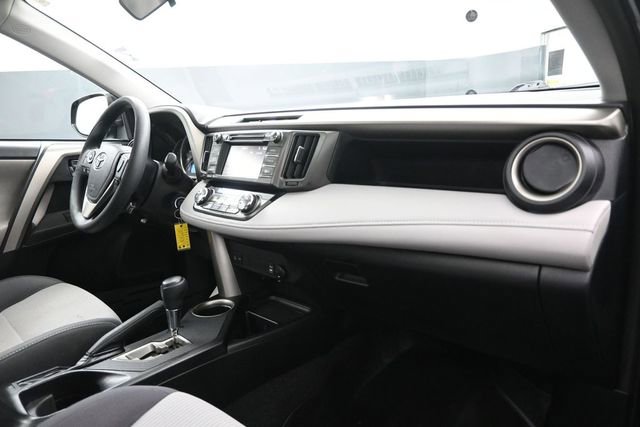 Used 2014 Toyota RAV4 XLE FWD image 26