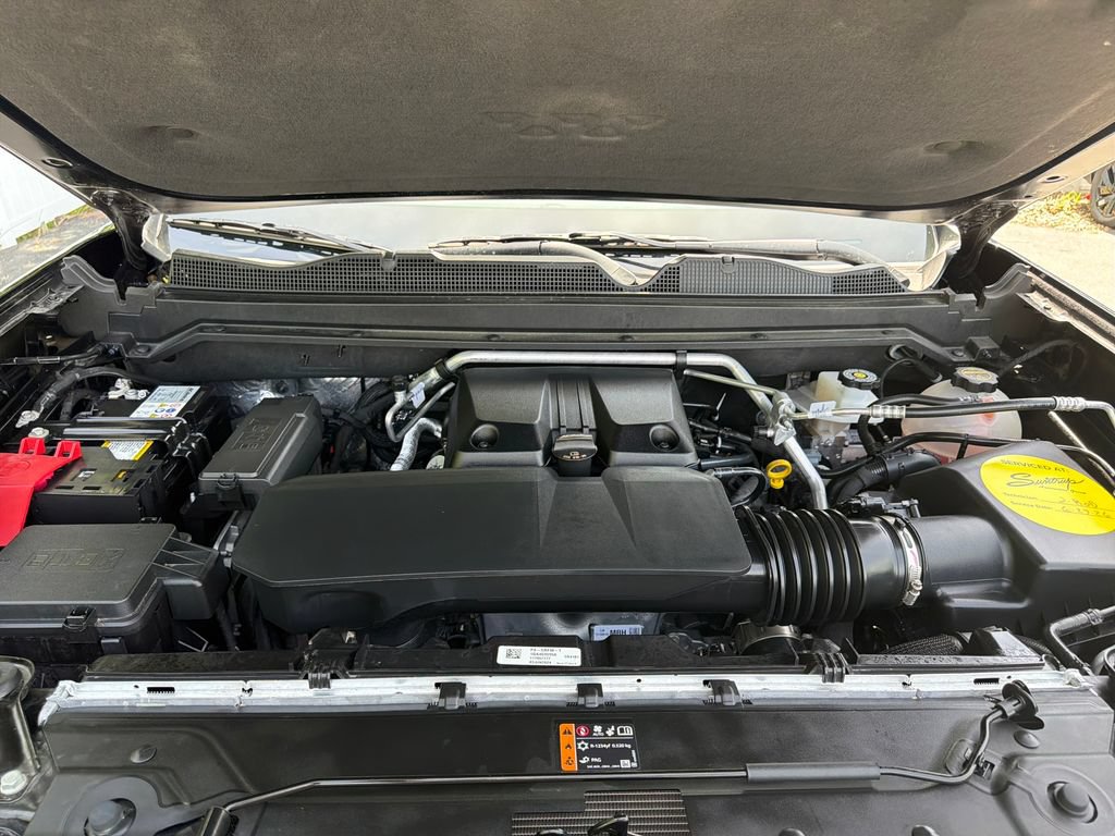 Used 2024 GMC Canyon Denali AWD/4WD image 26