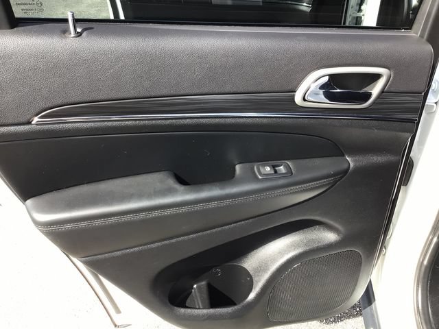 Used 2022 Jeep Grand Cherokee Limited RWD image 35