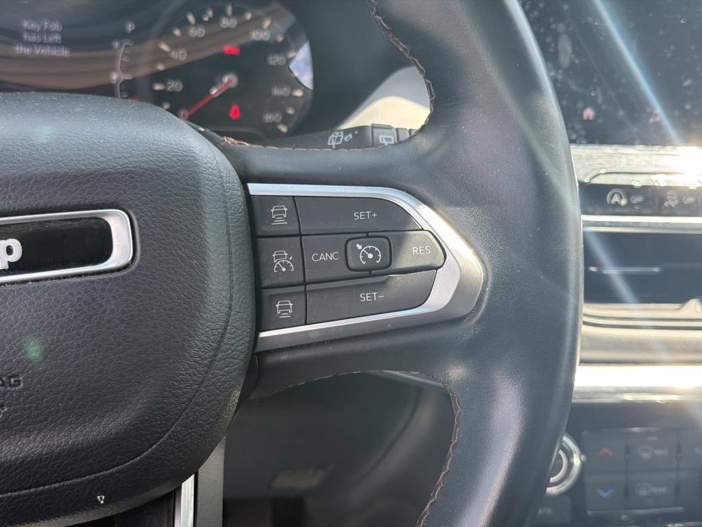Used 2022 Jeep Compass Limited w/ Sun and Sound Group AWD/4WD image 10