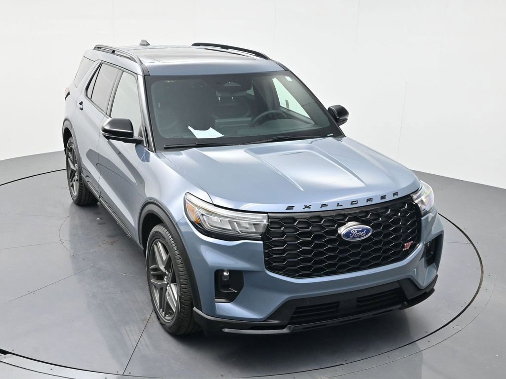 Used 2025 Ford Explorer ST w/ Sun And Sound Package image 43
