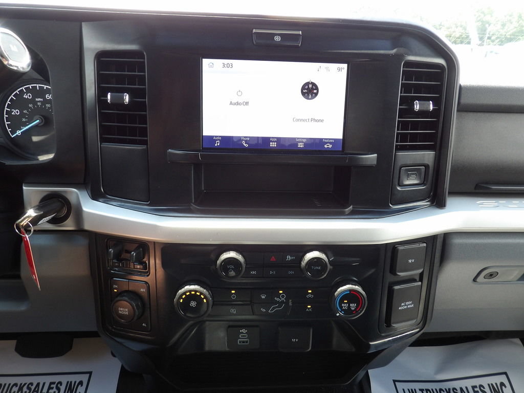 Used 2025 Ford F350 XLT AWD/4WD image 23