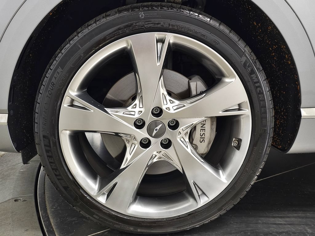 Used 2024 Genesis GV80 2.5T w/ Prestige Package AWD/4WD image 14