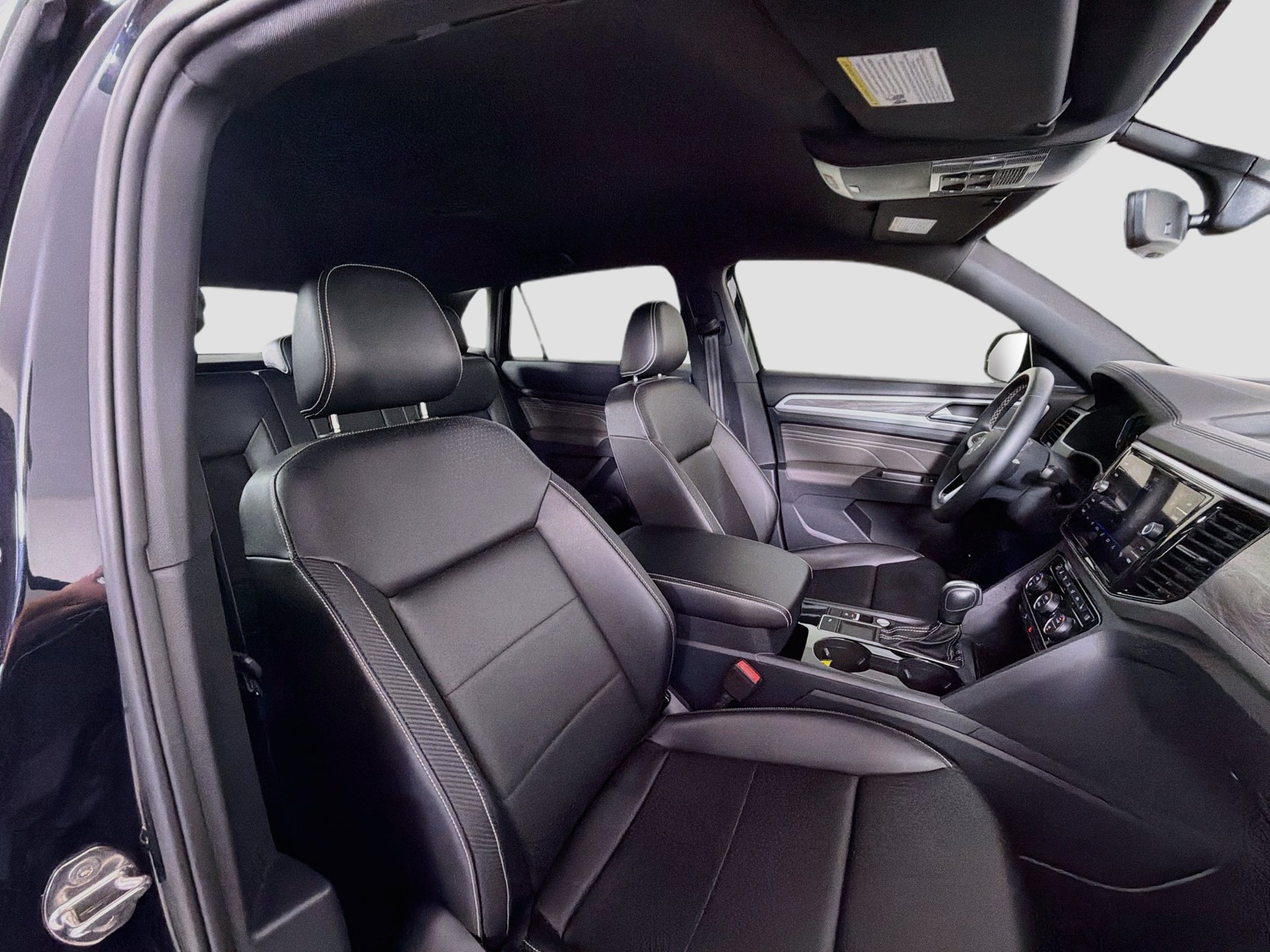 Certified 2023 Volkswagen Atlas Cross Sport SE FWD image 26