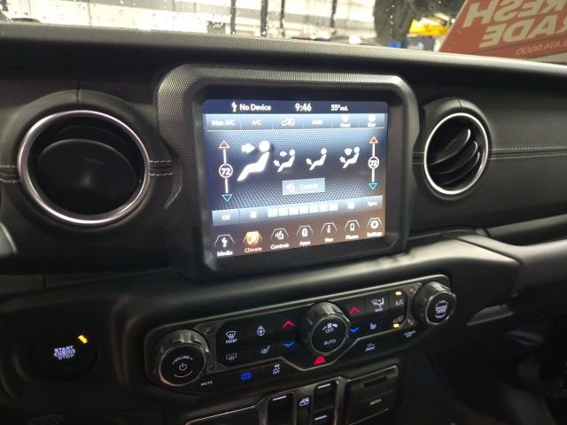 Used 2023 Jeep Wrangler Unlimited Sahara w/ Cold Weather Group image 15