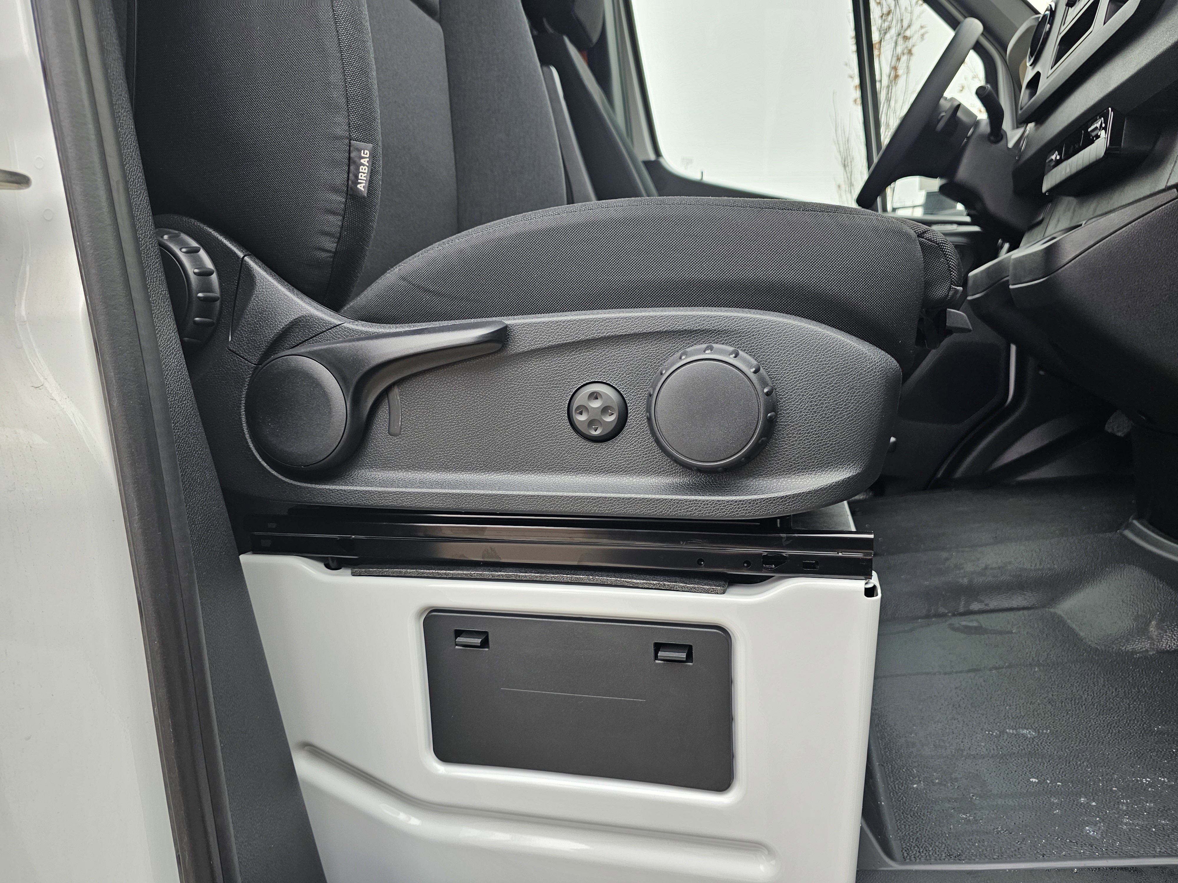 New 2024 Mercedes-Benz Sprinter 4500 image 22