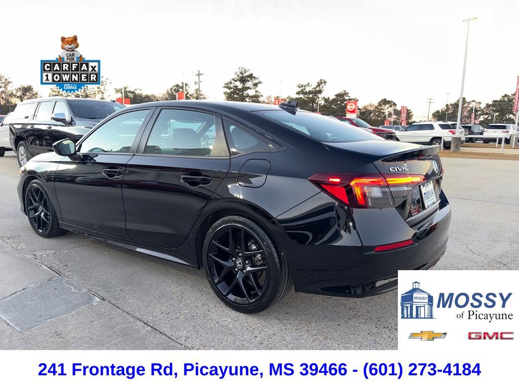 Used 2025 Honda Civic Sport image 3