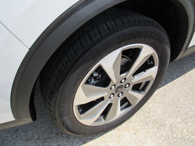 Used 2025 Ford Escape Platinum w/ Premium Technology Package AWD/4WD image 39