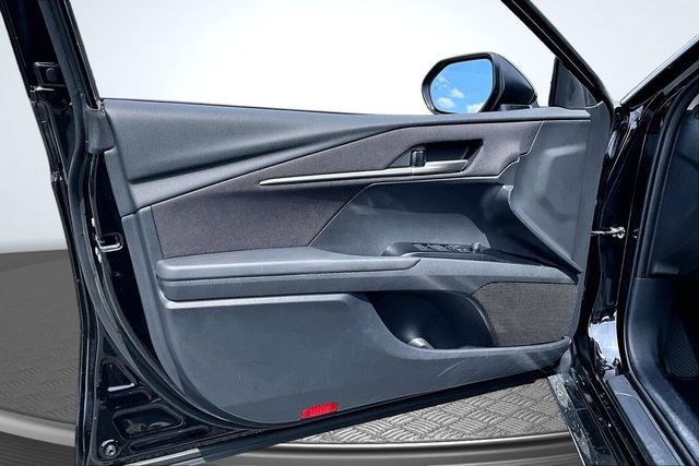 Used 2025 Toyota Camry LE FWD image 20
