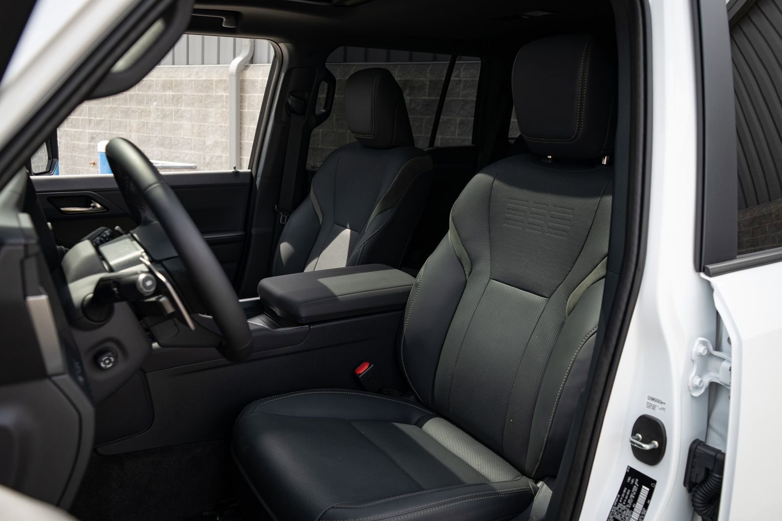 Used 2025 Lexus GX 550 AWD/4WD image 24
