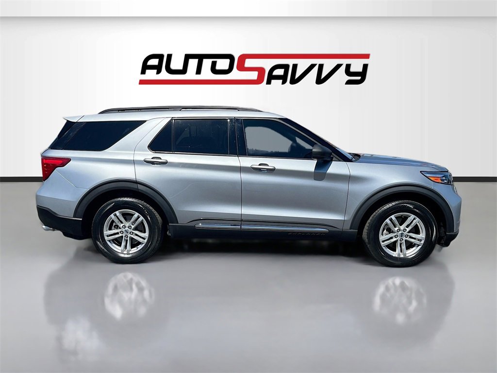 Used 2022 Ford Explorer XLT image 8