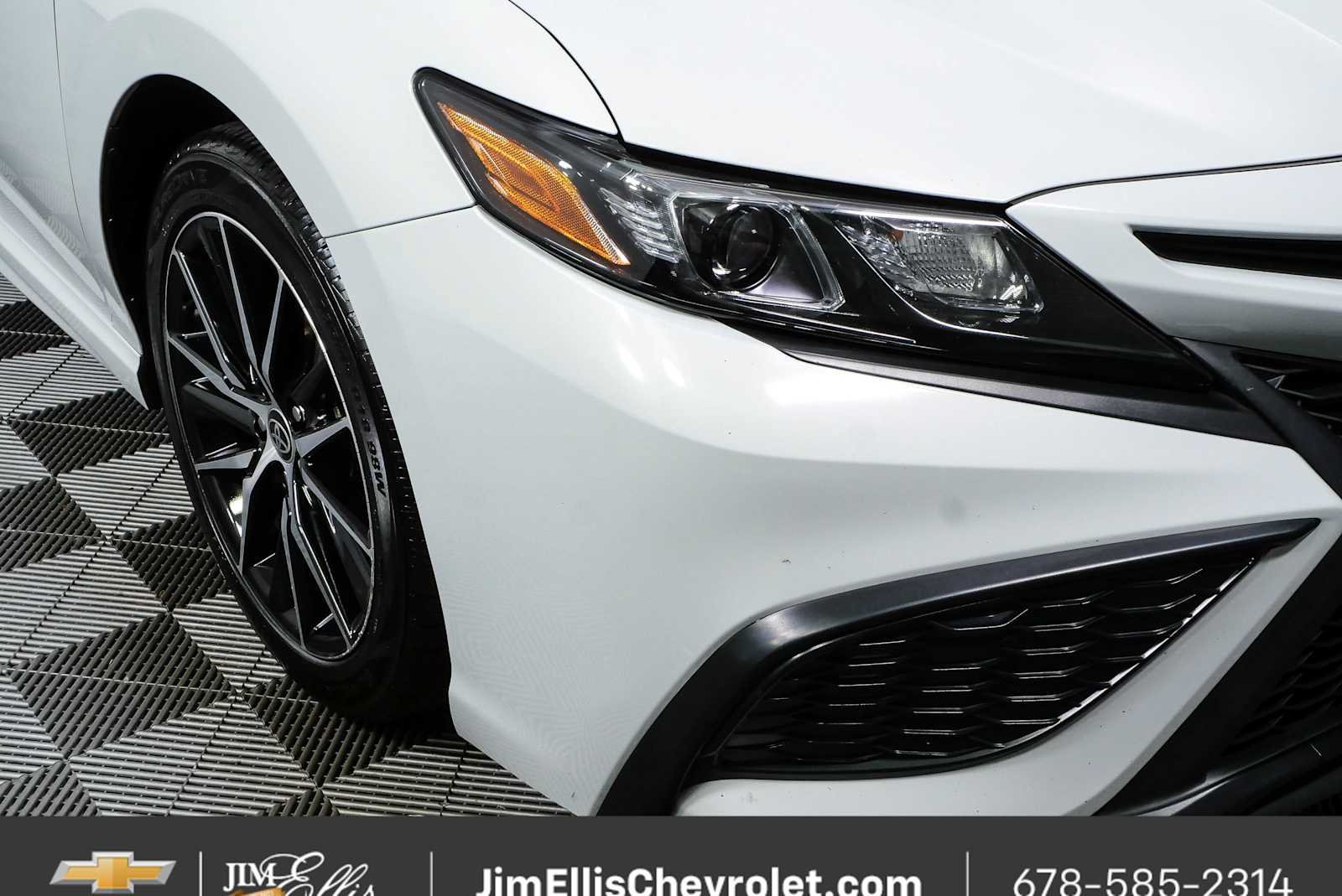 Used 2024 Toyota Camry SE FWD image 33
