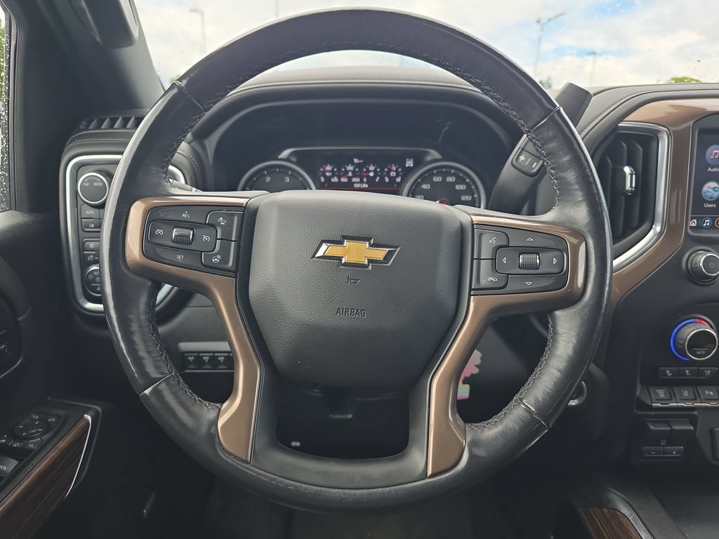 Used 2022 Chevrolet Silverado 3500 High Country AWD/4WD image 22