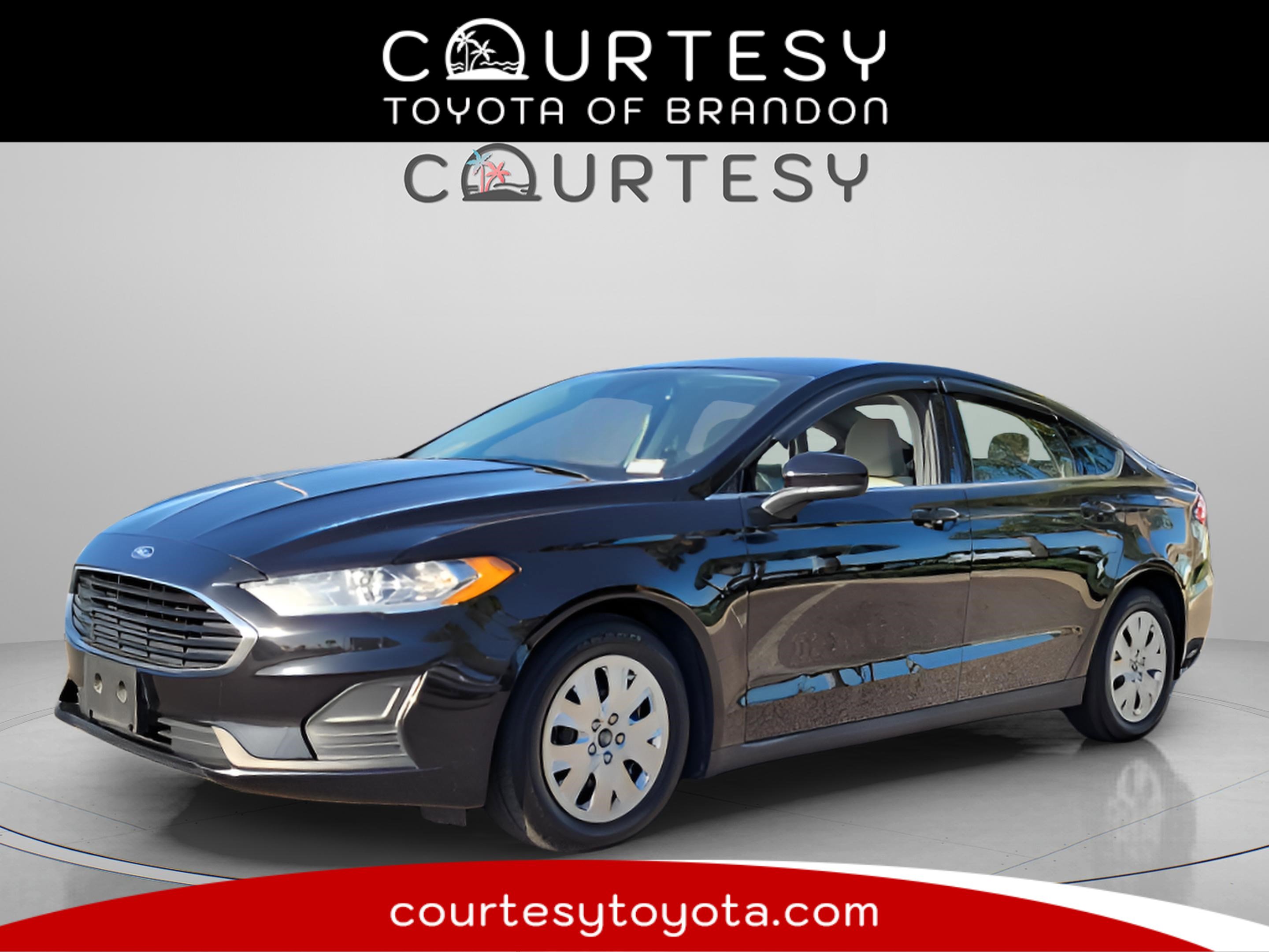 Used 2020 Ford Fusion S image 1