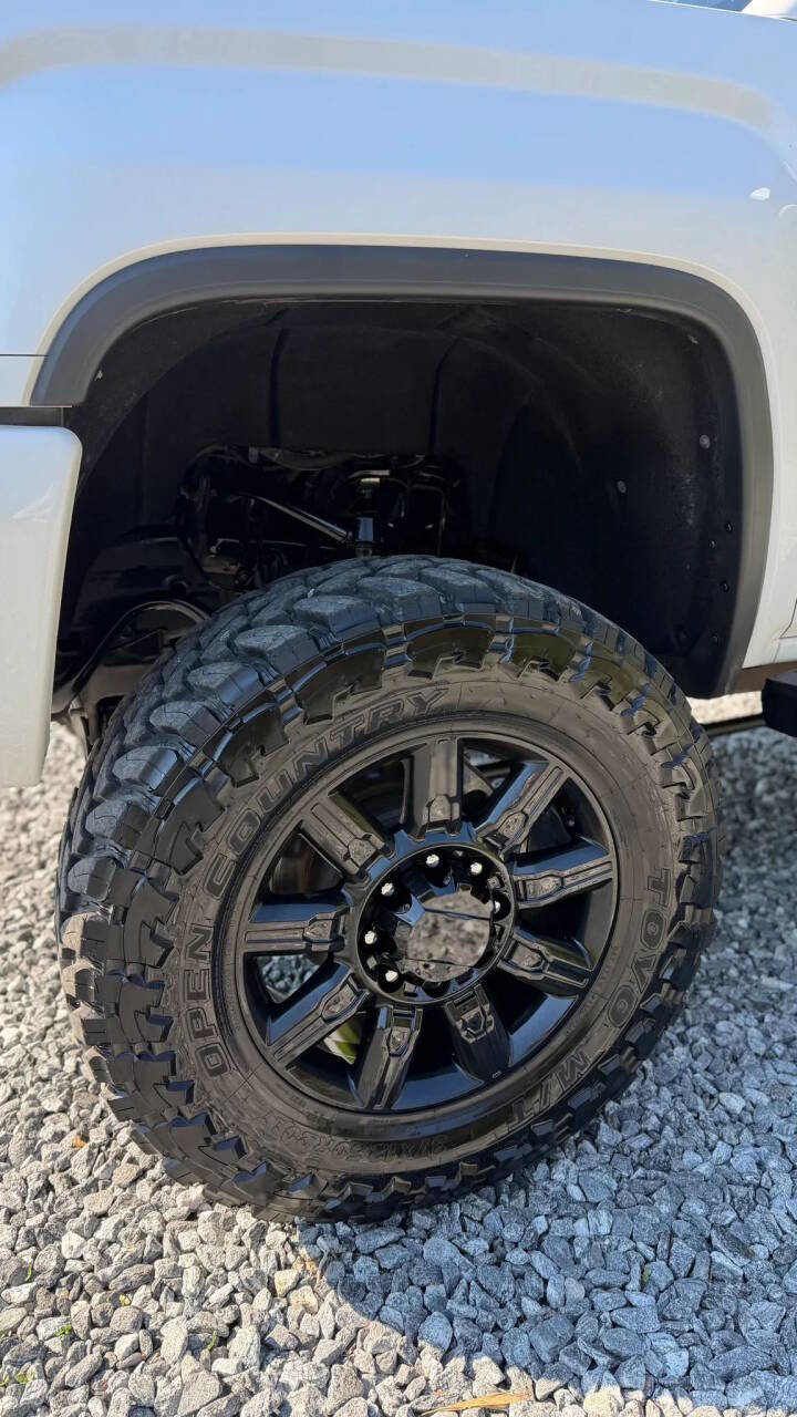 Used 2019 GMC Sierra 2500 Denali w/ Duramax Plus Package image 10