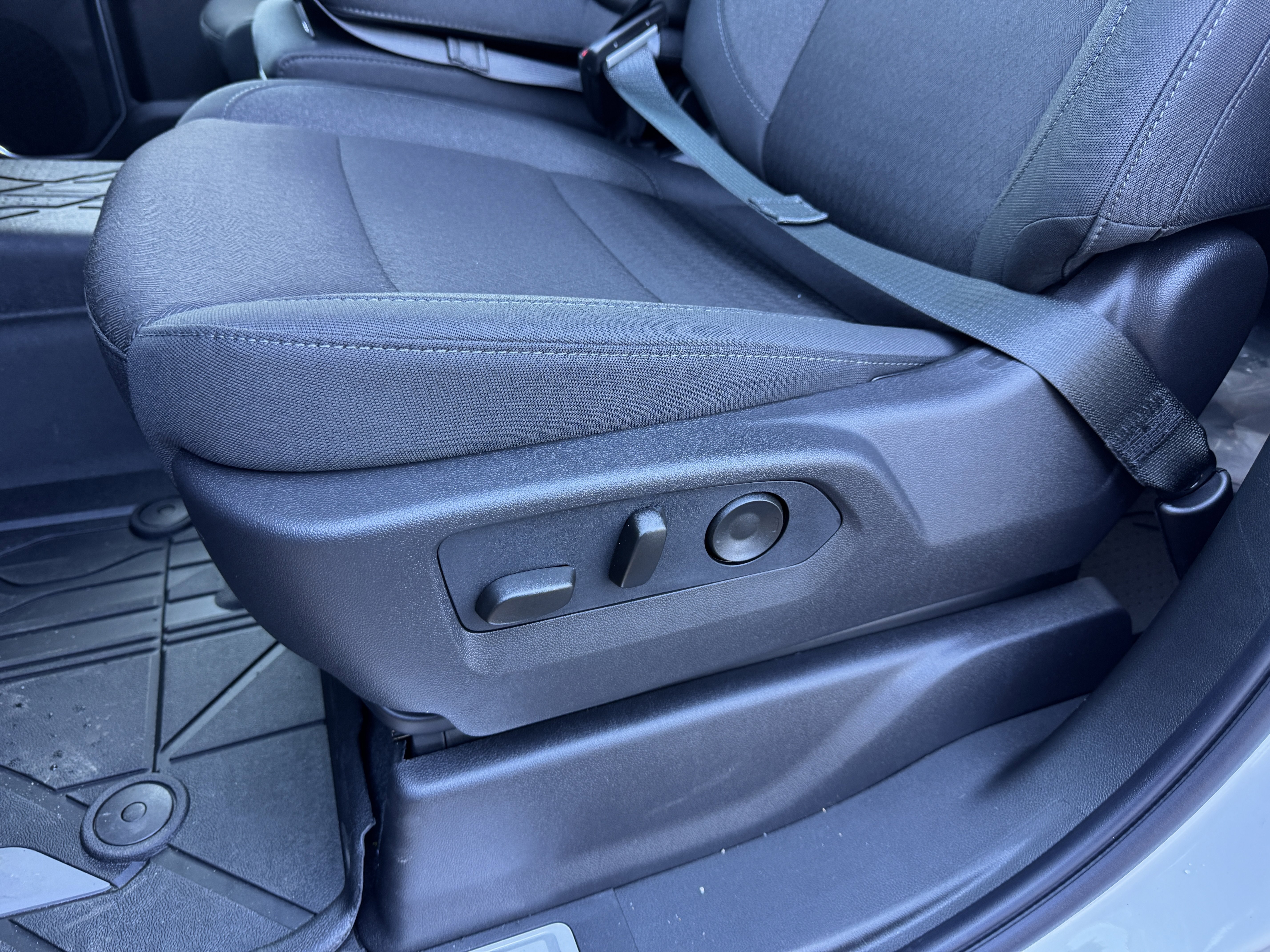 New 2026 Chevrolet Silverado 1500 LT image 14