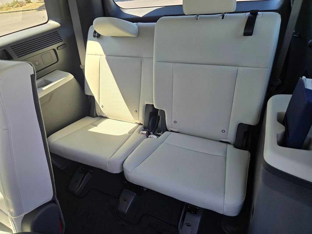 New 2026 Hyundai Santa Fe SEL FWD image 7