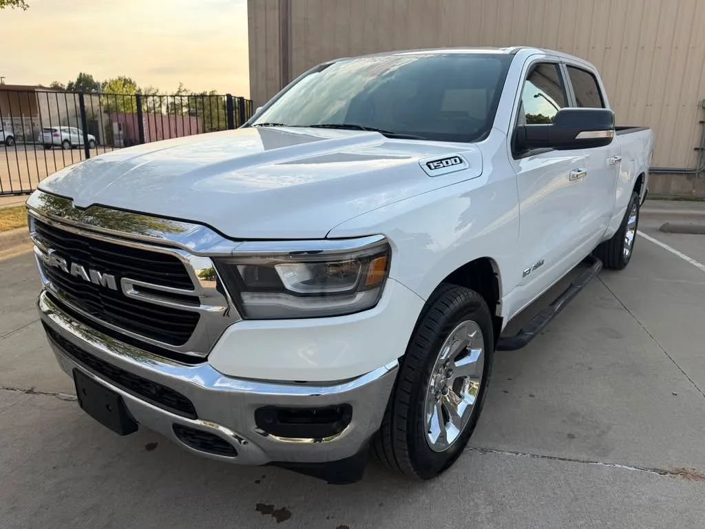 Used 2019 RAM 1500 Big Horn AWD/4WD image 2