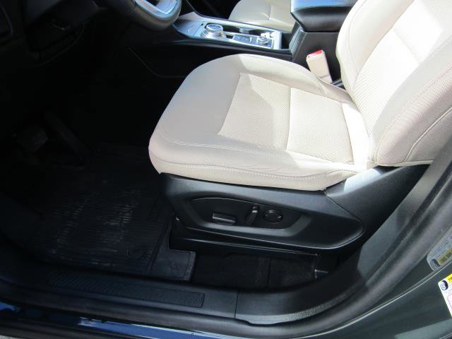 Certified 2023 Ford Explorer XLT w/ Class IV Trailer Tow Package image 18