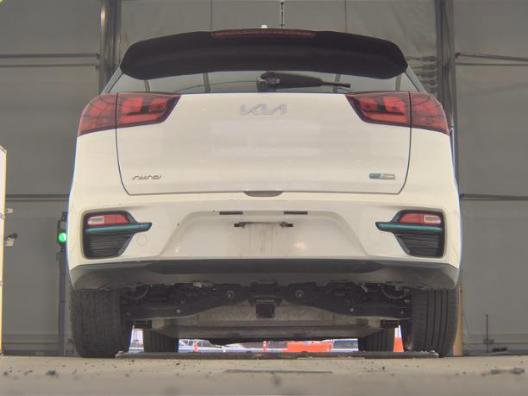 Used 2022 Kia Niro EX w/ Cold Weather Package image 11