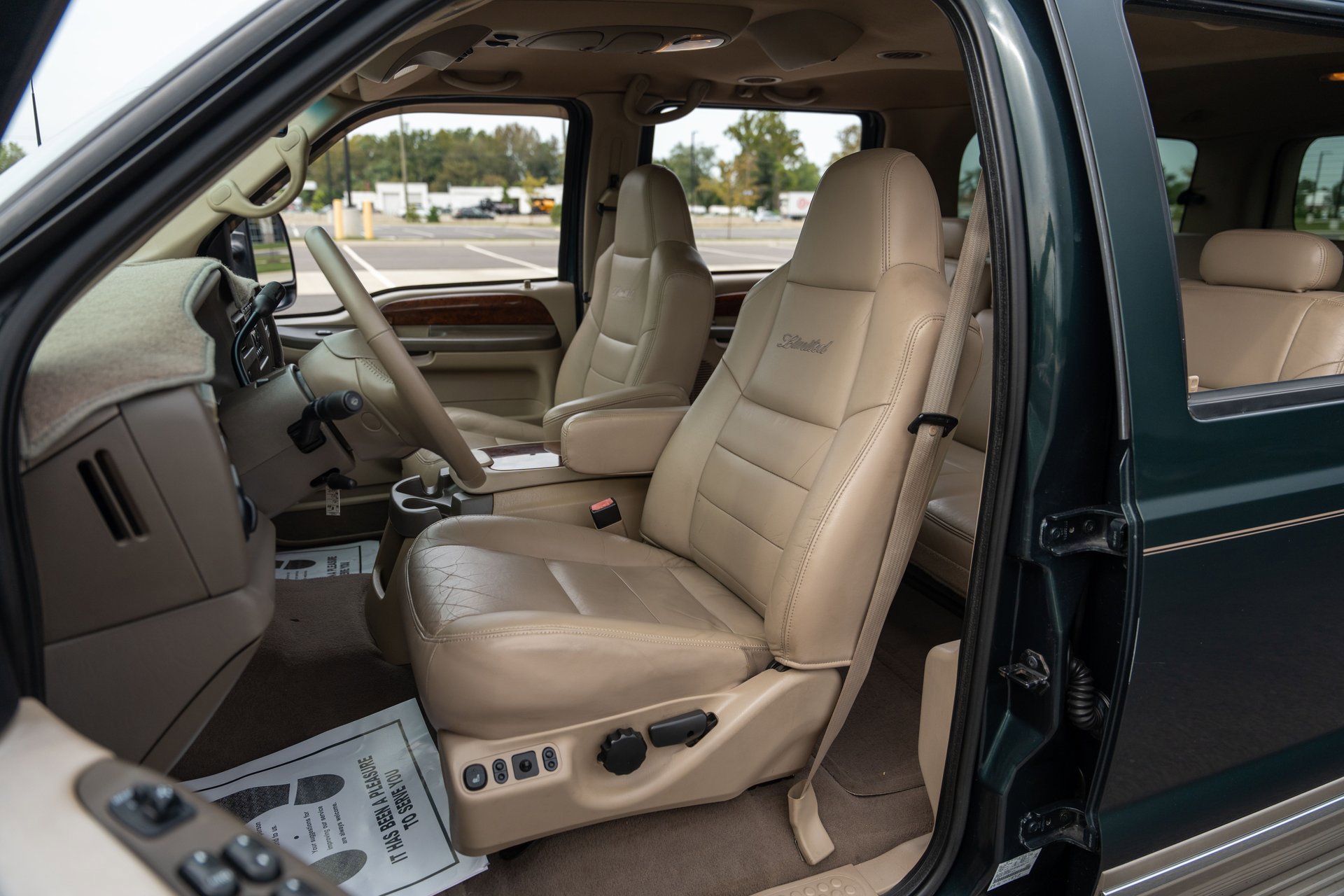 Used 2002 Ford Excursion Limited image 35