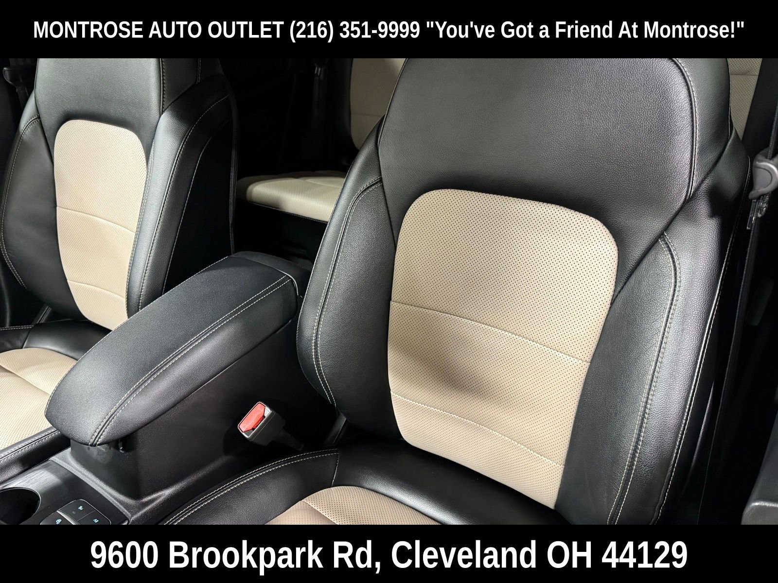 Used 2022 Ford Escape Titanium w/ Titanium Premium Package image 28