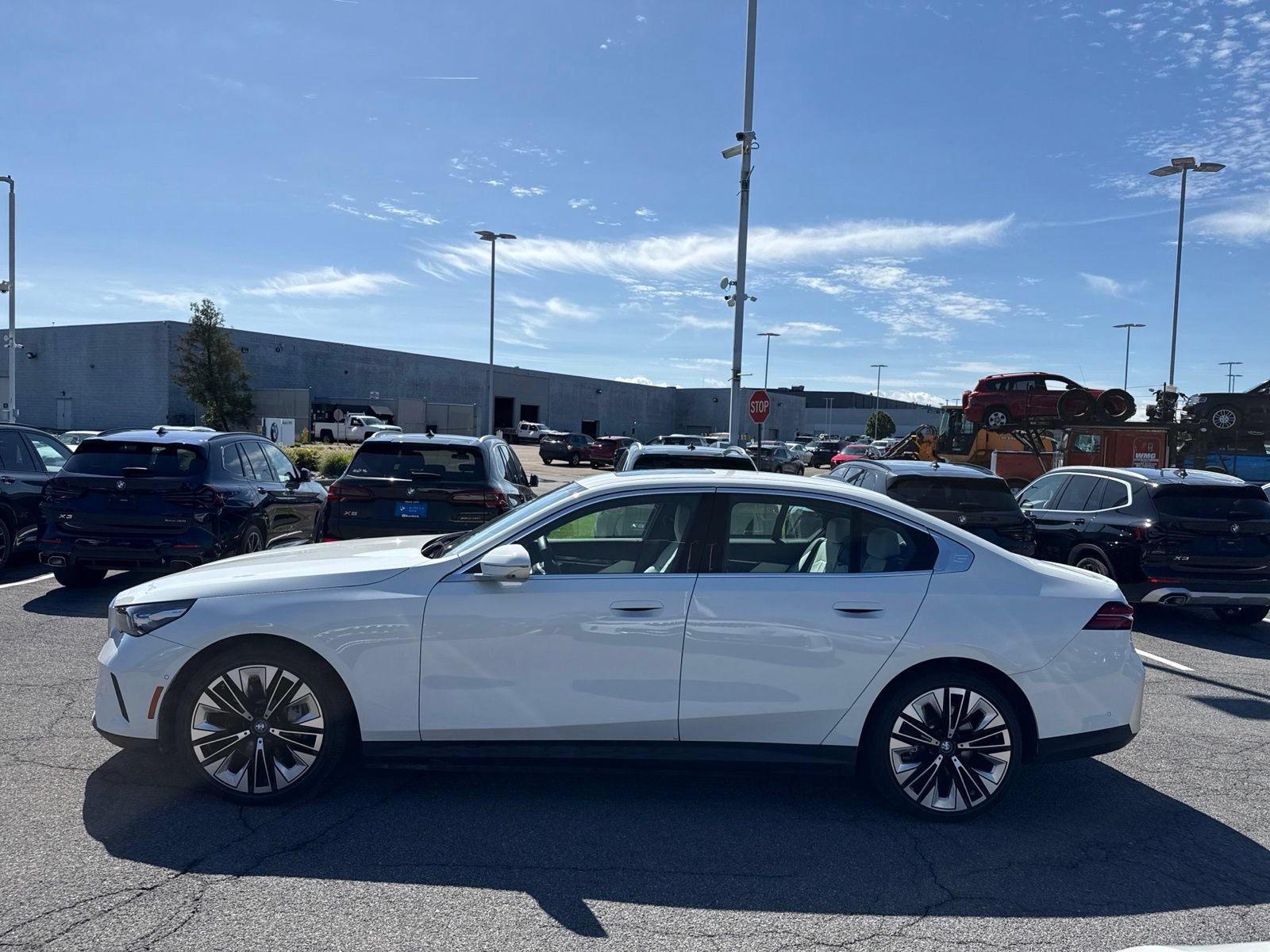Certified 2025 BMW i5 xDrive40 w/ Premium Package AWD/4WD image 7
