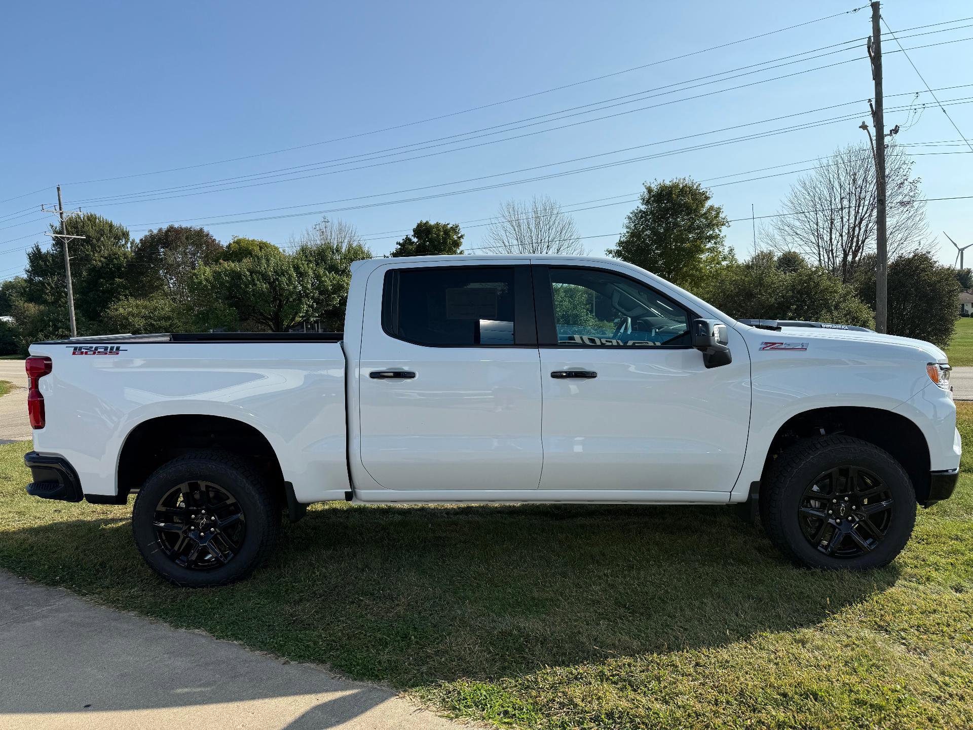 New 2026 Chevrolet Silverado 1500 LT Trail Boss w/ Safety Package image 8