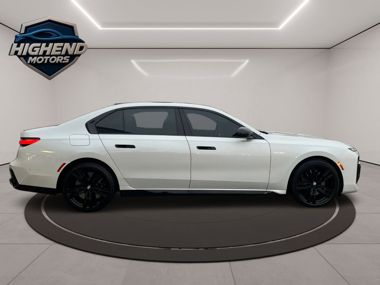 Used 2023 BMW 760i xDrive w/ Executive Package image 7