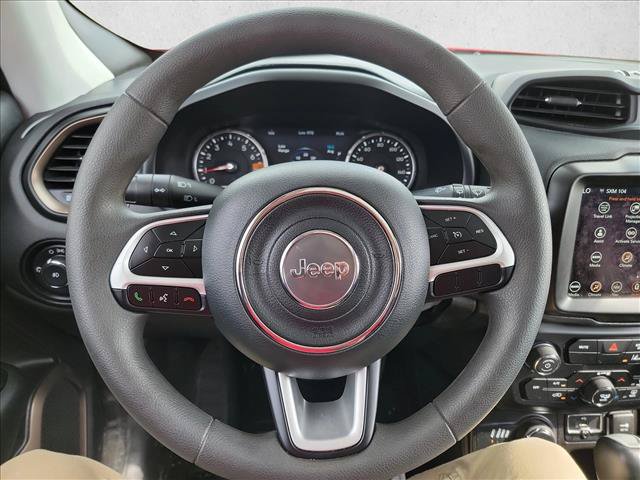 Used 2023 Jeep Renegade Latitude w/ Sun/Sound Group AWD/4WD image 18
