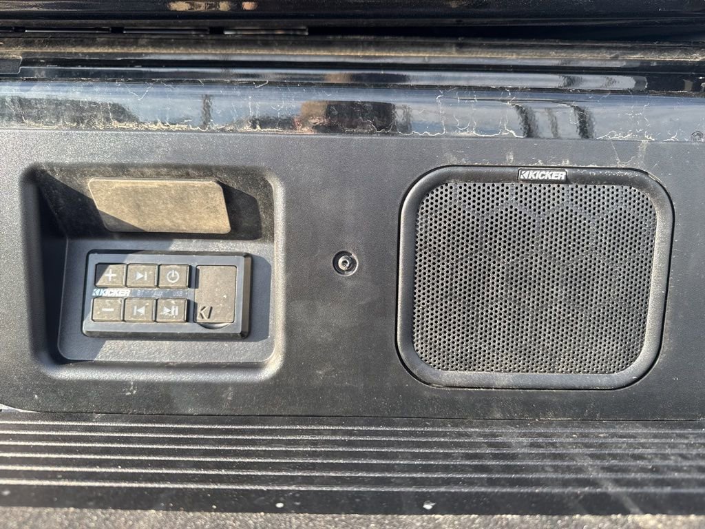 Used 2024 GMC Sierra 2500 AT4X image 33