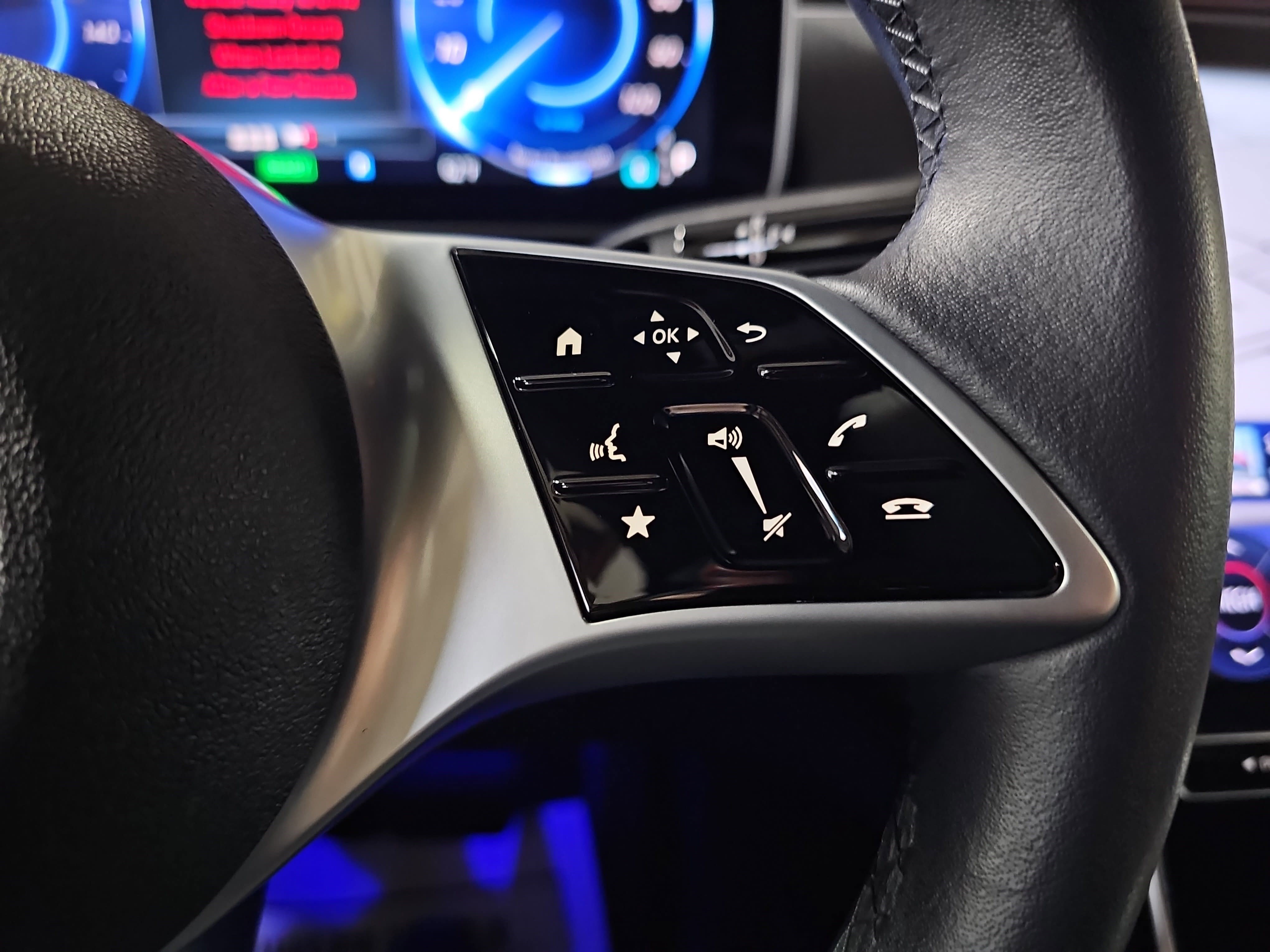 Certified 2025 Mercedes-Benz EQE 350+ SUV image 20