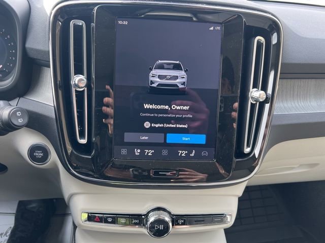 New 2026 Volvo XC40 B5 Plus w/ Climate Package AWD/4WD image 31